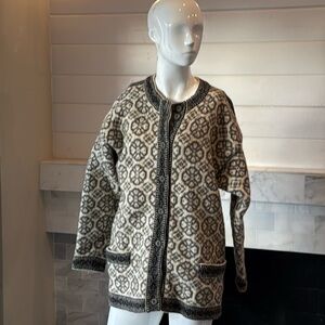Vintage Nordic Ivory & Gray Wool Fair Isle Cardigan Size Medium